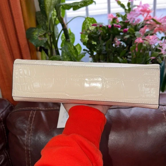 🔥🔥🔥NEW Staud Rey Croc Embossed Leather Shoulder Bag - Picture 6 of 10